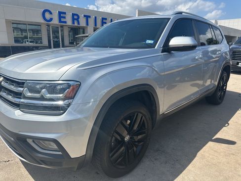Used 2019 Volkswagen Atlas SEL image 1