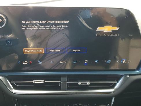 New 2026 Chevrolet Equinox EV LT image 13