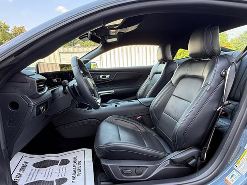 Used 2024 Ford Mustang GT Premium RWD image 9