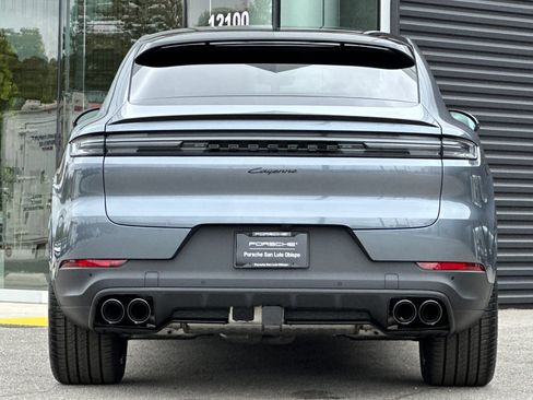 New 2026 Porsche Cayenne Coupe AWD/4WD image 7