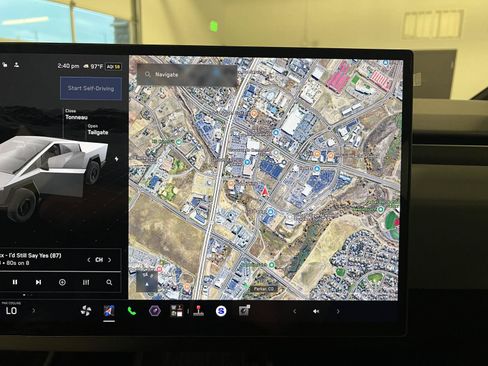 Used 2026 Tesla Cybertruck AWD Crew Cab image 19