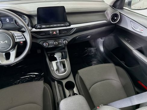 Used 2024 Kia Forte LXS FWD image 25