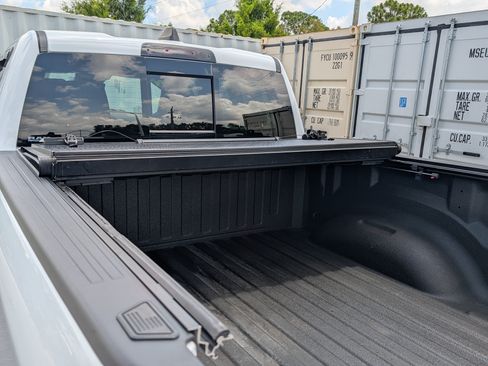 Used 2021 RAM 1500 Laramie RWD image 16