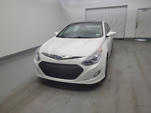 Used 2014 Hyundai Sonata Limited w/ Panoramic Sunroof Package 02 FWD image 15