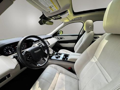 Used 2019 Land Rover Range Rover Velar S AWD/4WD image 14