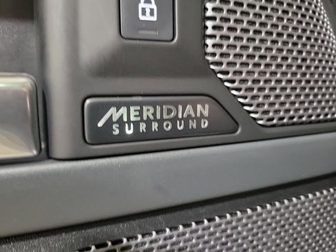 Used 2024 Land Rover Defender 110 X image 26