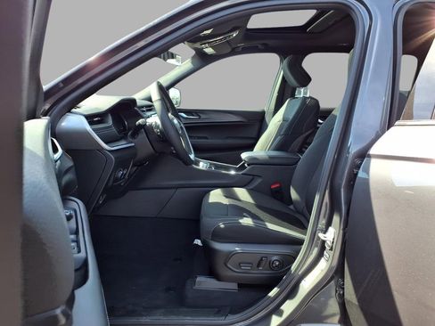 New 2026 Jeep Grand Cherokee L Laredo AWD/4WD image 22