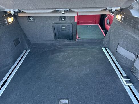 Used 2023 Maserati Levante Trofeo image 34