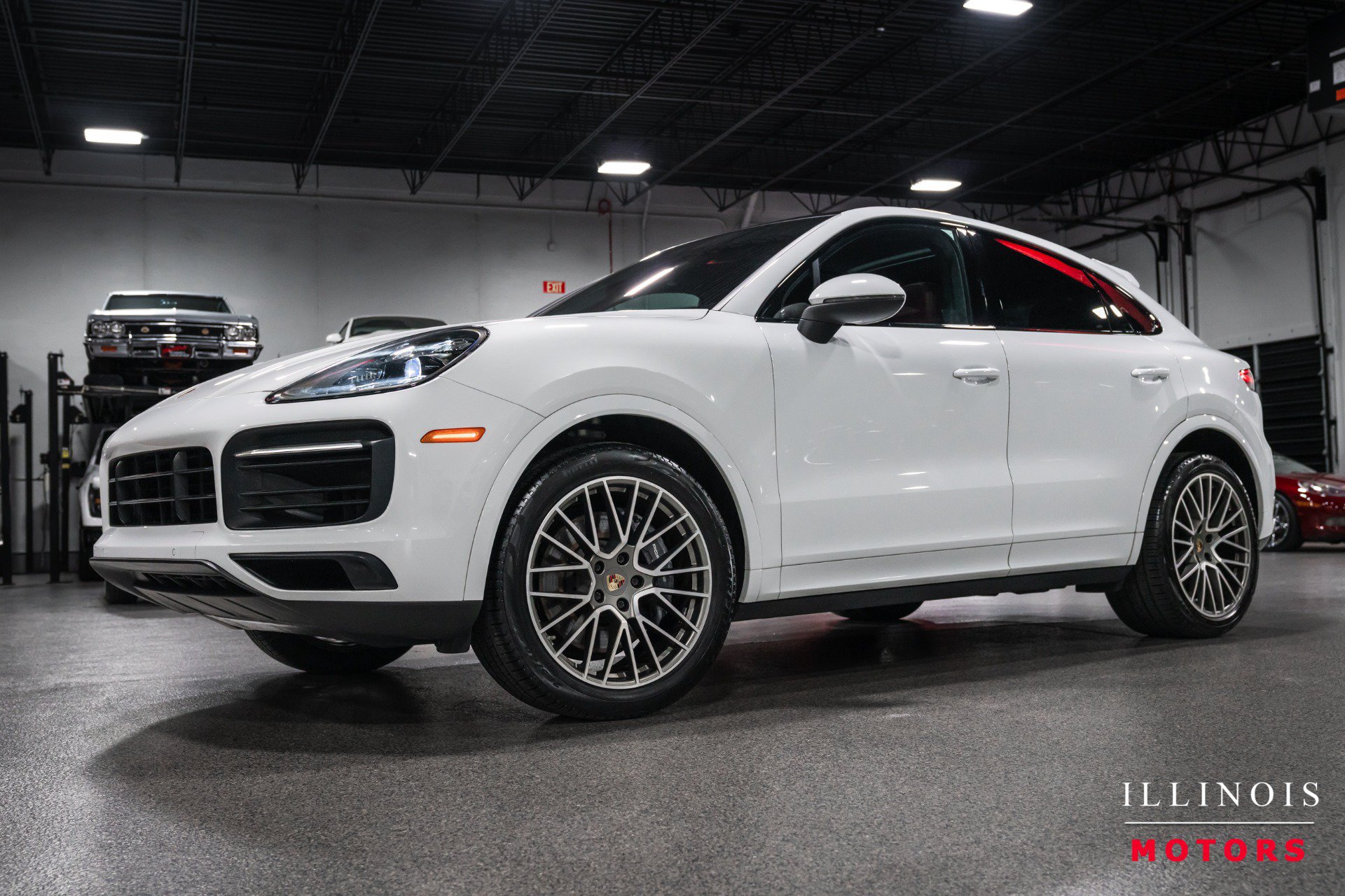 Used 2022 Porsche Cayenne Platinum Edition AWD/4WD image 1