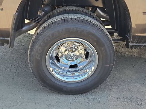 New 2026 RAM 3500 Tradesman AWD/4WD image 9