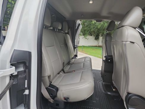 Used 2019 Ford F250 XL w/ Power Equipment Group RWD image 30