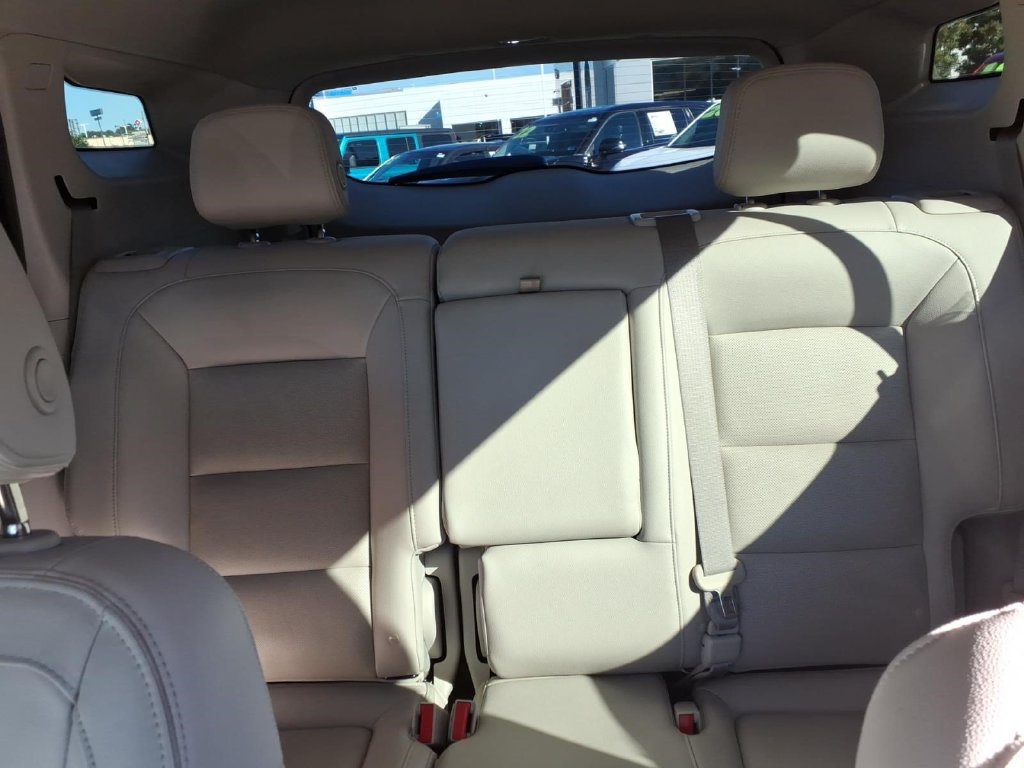 Used 2019 GMC Terrain Denali w/ Advanced Safety Package FWD image 22