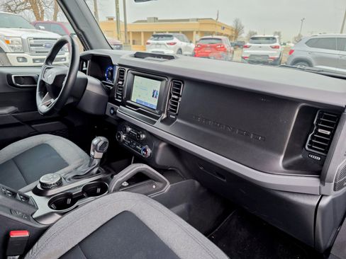 Used 2022 Ford Bronco Big Bend image 15