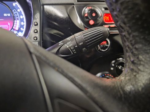 Used 2015 FIAT 500 Sport image 19