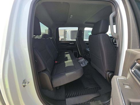 Used 2025 Chevrolet Silverado 2500 LT w/ Convenience Package image 8