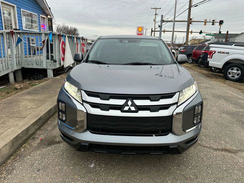 Used 2023 Mitsubishi Outlander Sport S Sport Utility 4D image 9