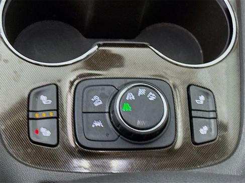 Used 2020 GMC Acadia AT4 w/ Driver Alert Package II image 13