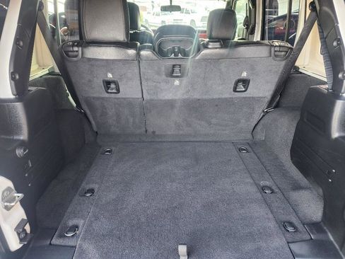 Used 2021 Jeep Wrangler Unlimited Rubicon w/ LED Lighting Group image 5