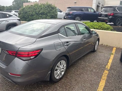 Used 2020 Nissan Sentra S FWD image 3