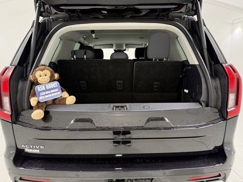 Used 2025 Ford Expedition Active image 9