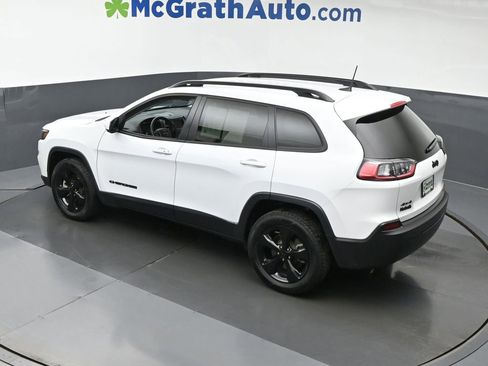 Used 2021 Jeep Cherokee Altitude image 24