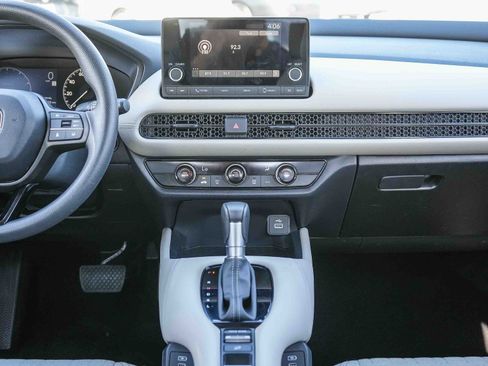 Used 2025 Honda HR-V LX image 16