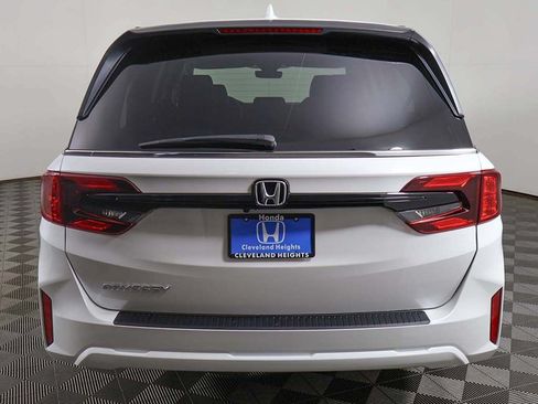 New 2026 Honda Odyssey EX-L image 7