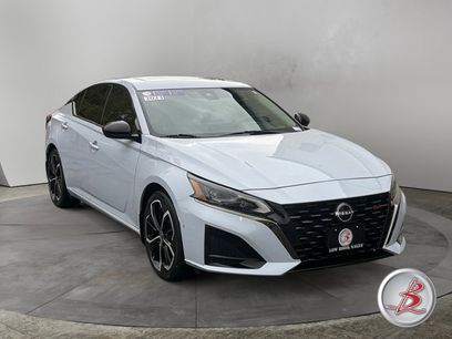 Used 2023 Nissan Altima 2.5 SR w/ SR Premium Package