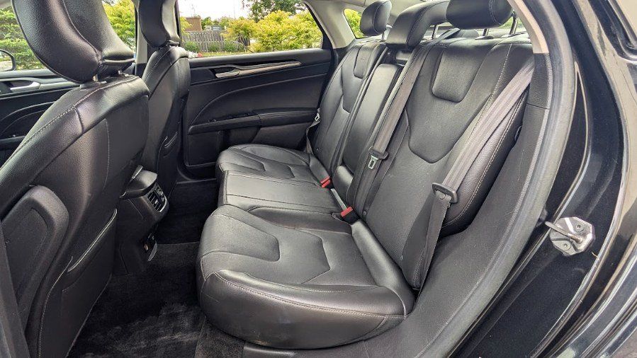 Used 2015 Ford Fusion Energi Titanium w/ Driver Assist Package FWD image 20