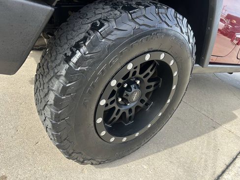 Used 2011 Jeep Wrangler Unlimited Rubicon w/ Trailer Tow Group image 10