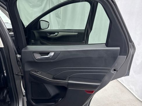 Used 2021 Ford Escape SEL AWD/4WD image 32