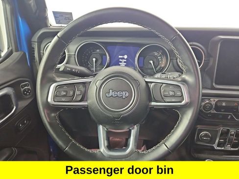 Used 2021 Jeep Wrangler Unlimited Sahara AWD/4WD image 15