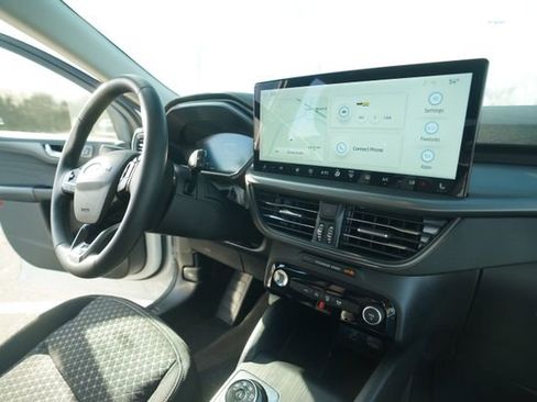 Used 2023 Ford Escape Active image 33