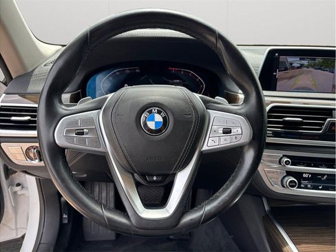 Used 2021 BMW 740i RWD image 29