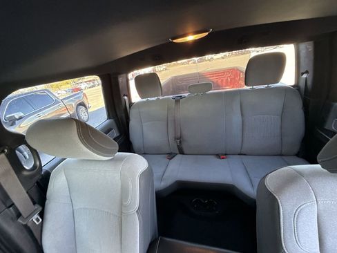 Used 2021 RAM 2500 Big Horn image 28