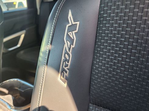 Used 2016 Nissan Titan PRO-4X image 24