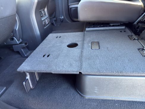 Certified 2024 Nissan Titan SV w/ SV Convenience Package image 36