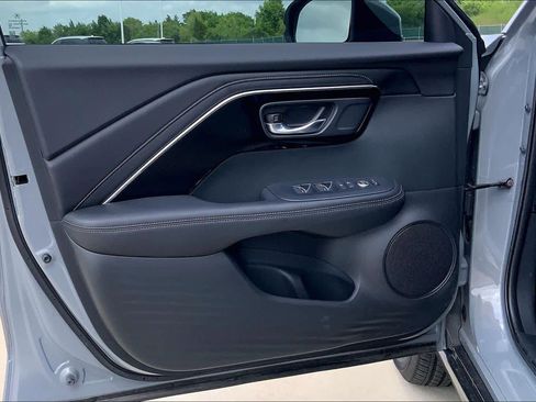 Used 2025 Acura ADX FWD image 20