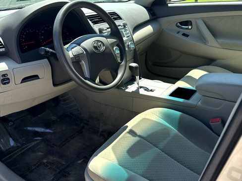 Used 2009 Toyota Camry SE image 9