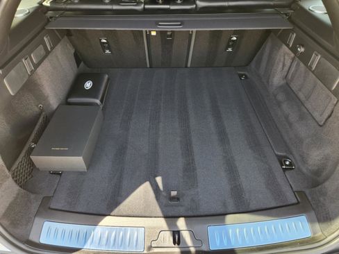 New 2026 Land Rover Range Rover Velar Autobiography image 33