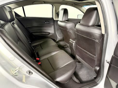 Used 2013 Acura ILX w/ Premium Package FWD image 33