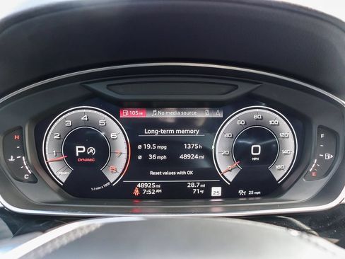 Used 2022 Audi A8 L 3.0T w/ Executive Package AWD/4WD image 26