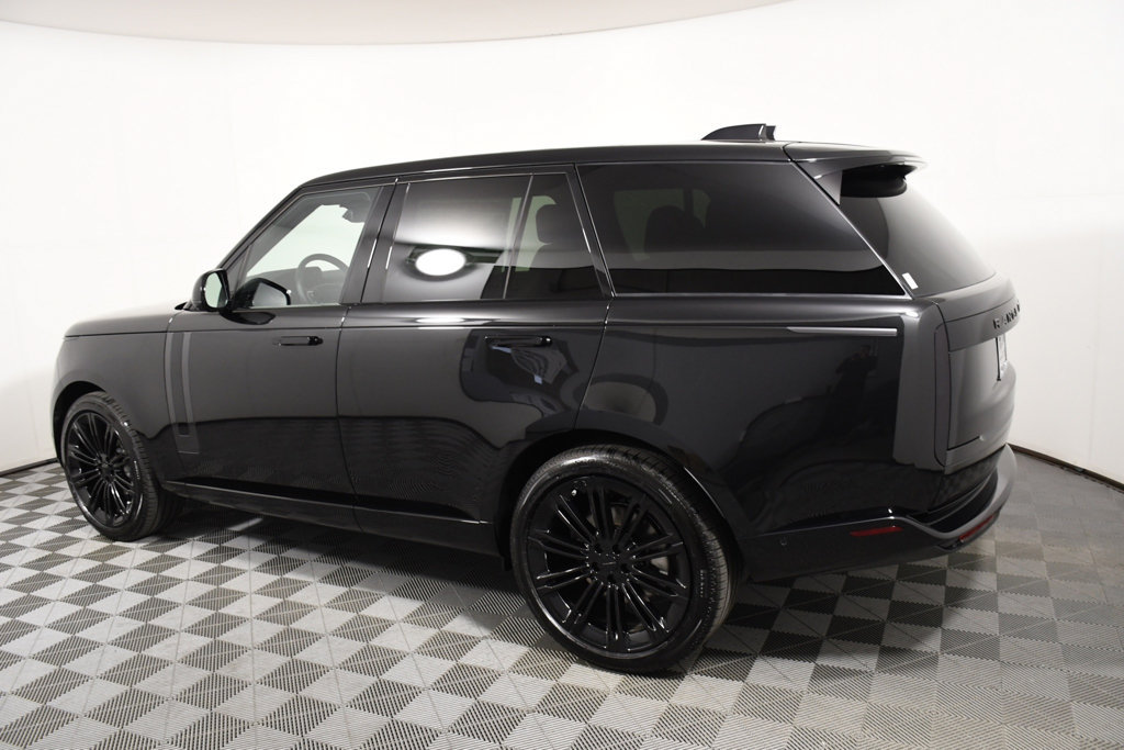 New 2026 Land Rover Range Rover SE AWD/4WD image 3