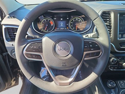 Used 2022 Jeep Cherokee Latitude Lux image 27