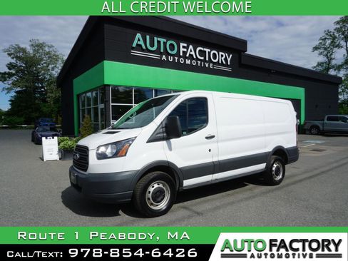 Used 2018 Ford Transit 250 130 Low Roof RWD image 1