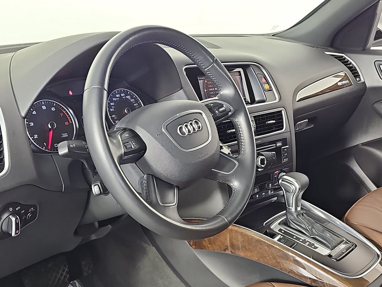 Used 2016 Audi Q5 2.0T Premium AWD/4WD image 16