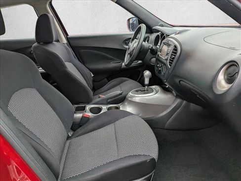 Used 2015 Nissan Juke S image 21