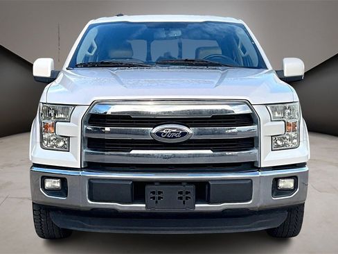 Used 2016 Ford F150 Lariat w/ Trailer Tow Package image 3