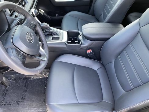 Certified 2025 Toyota RAV4 XLE Premium FWD image 22