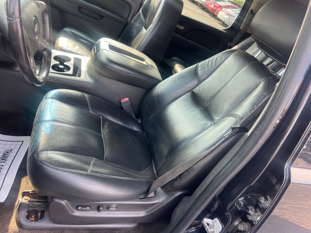 Used 2012 Chevrolet Tahoe LT AWD/4WD image 11